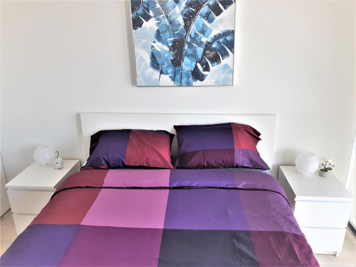 Luxury Skyline Condo In Downtown Free 24/7 Parking Виннипег Экстерьер фото